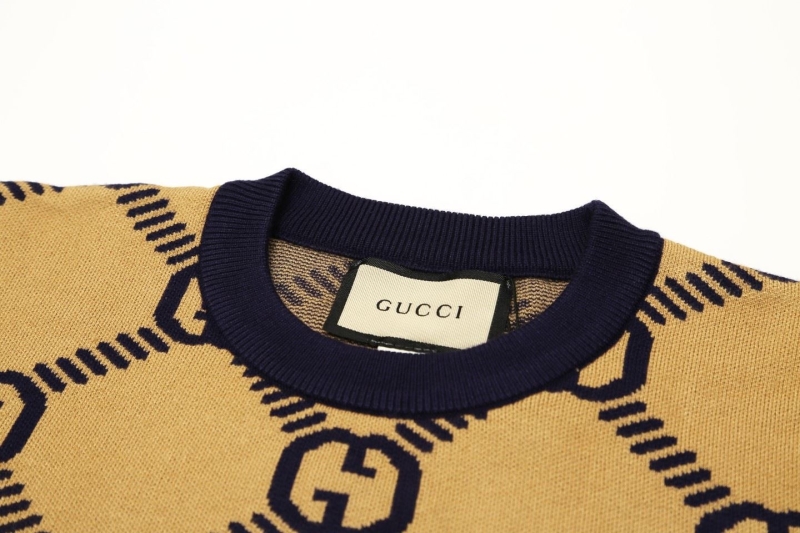 Gucci Sweaters